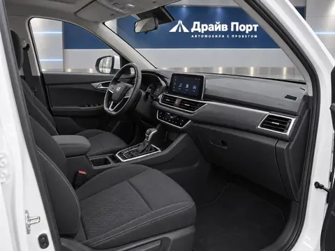 Москвич 3 2024, салон