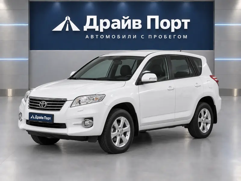 Toyota RAV4 2011 — с пробегом, седан, белый, вид спереди