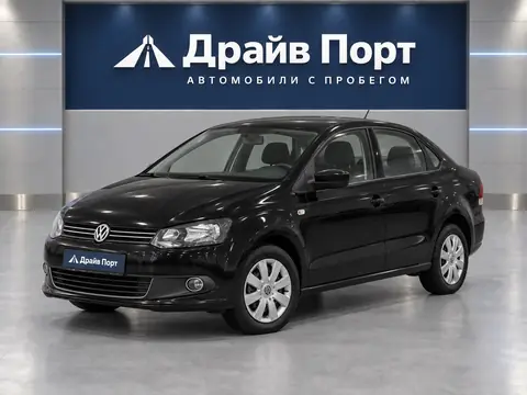 Volkswagen Polo 2012, вид спереди