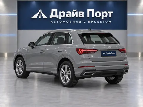 Audi Q3 2026, вид сзади