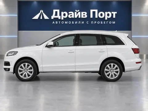Audi Q7 2014, вид сбоку