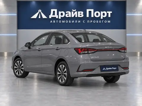 BAIC U5 Plus 2025, вид сзади