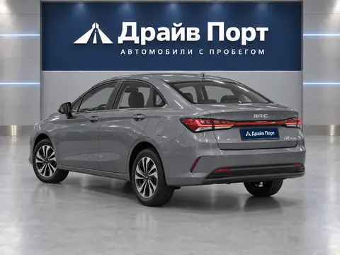 BAIC U5 Plus 2025, вид сзади