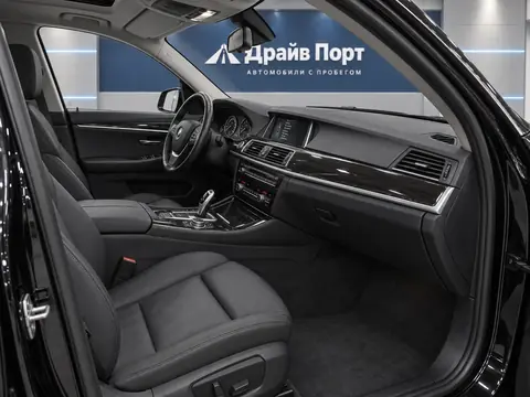 BMW 520d GT 2016, салон