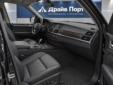 BMW X5 xDrive35i 2013, салон