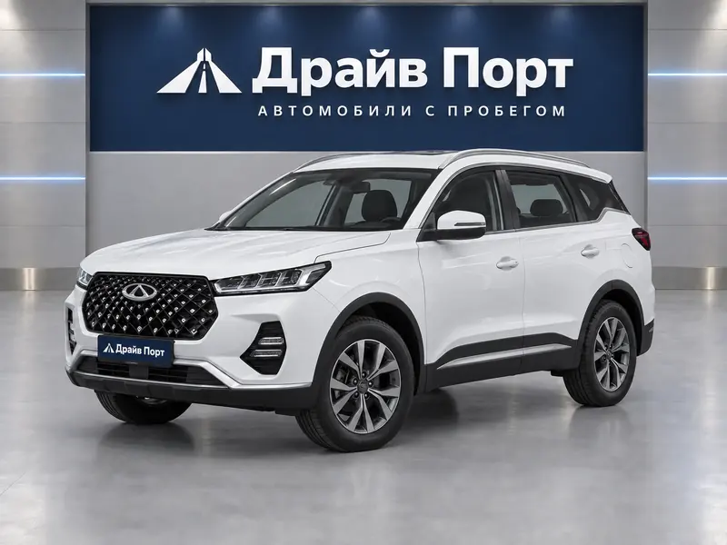 Chery Tiggo 7 Pro 2023 — с пробегом, внедорожник, белый, вид спереди