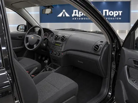 Chevrolet Aveo 2008, салон