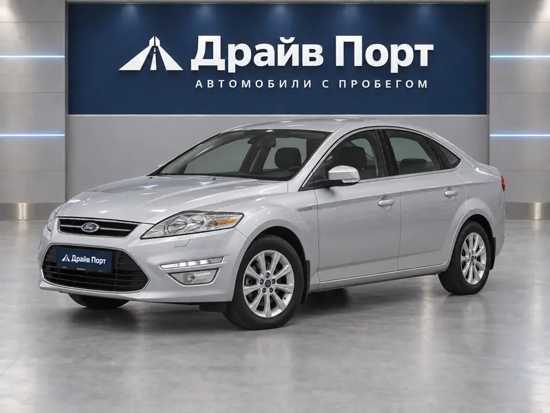 Ford Mondeo 2012 — с пробегом, седан, серебристый, вид спереди