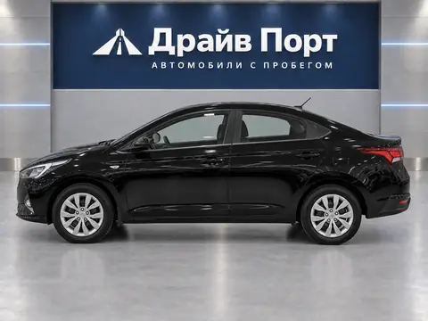 Hyundai Solaris 2022, вид сбоку