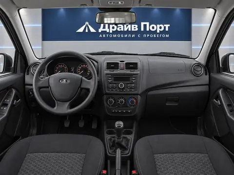 Lada Granta 2024, панель приборов
