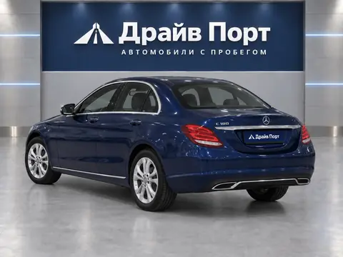 Mercedes-Benz C 180 2015, вид сзади