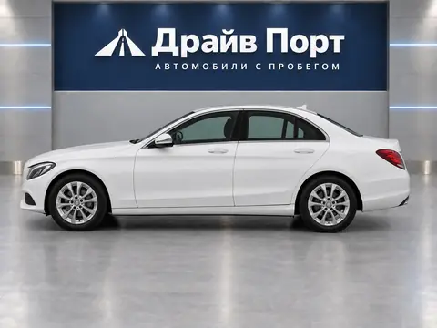 Mercedes-Benz C 180 2015, вид сбоку
