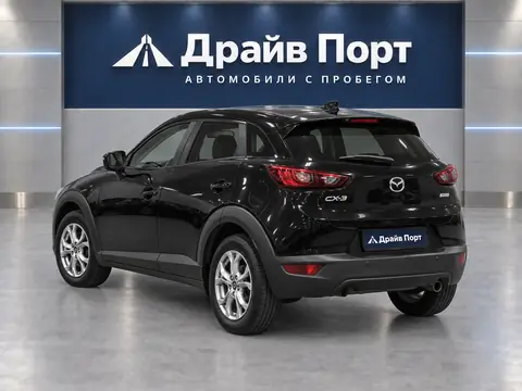 Mazda CX-3 2015, вид сзади