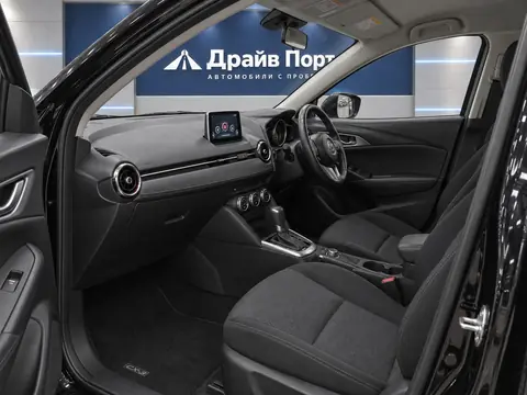 Mazda CX-3 2015, салон