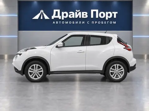 Nissan Juke 2014, вид сбоку