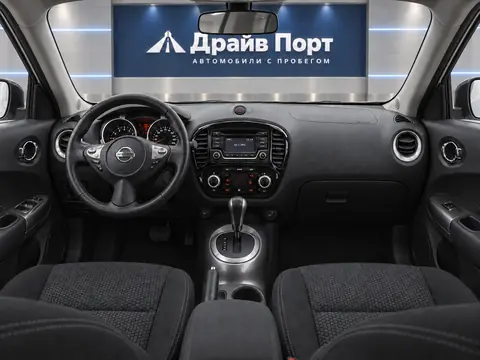 Nissan Juke 2014, панель приборов