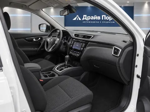 Nissan Qashqai 2018, салон