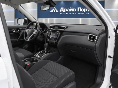 Nissan Qashqai 2018, салон