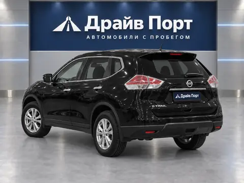 Nissan X-Trail 2015, вид сзади