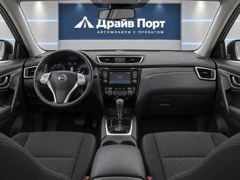 Nissan X-Trail 2015, панель приборов