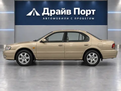 Nissan Maxima 1997, вид сбоку