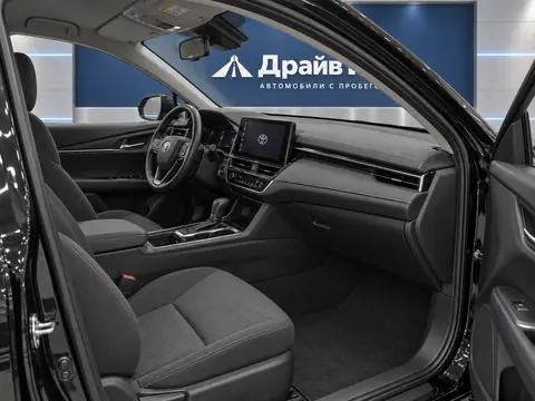 Toyota Camry 2026, салон