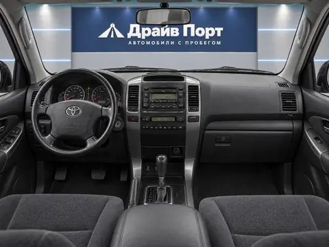 Toyota Land Cruiser Prado 120 2005, панель приборов