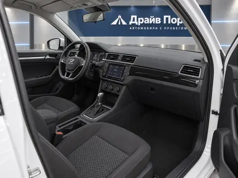 Jetta VA3 2023, салон