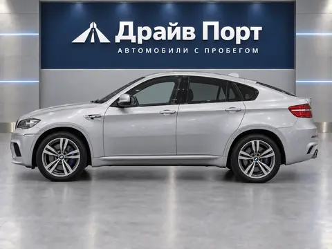 BMW X6 M 2011, вид сбоку