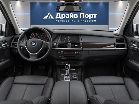 BMW X5 xDrive35i 2013, панель приборов