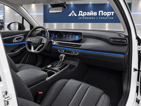 BAIC U5 Plus 2025, салон