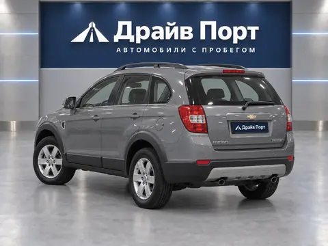 Chevrolet Captiva 2006, вид сзади