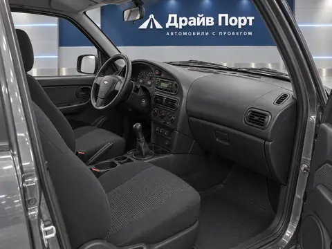 Chevrolet Niva 2018, салон