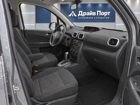 Citroen C3 Picasso 2012, салон