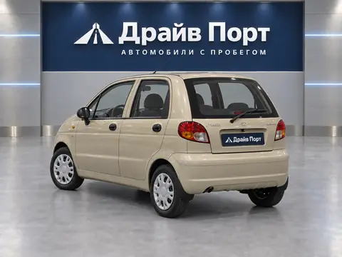 Daewoo Matiz 2011, вид сзади