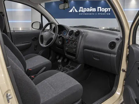 Daewoo Matiz 2011, салон