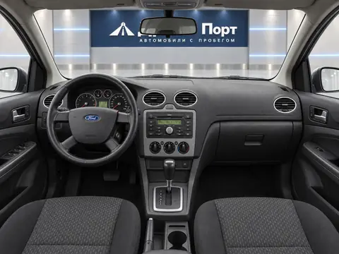 Ford Focus 2007, панель приборов