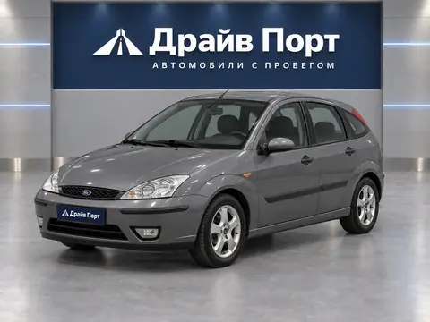 Ford Focus 2002, вид спереди