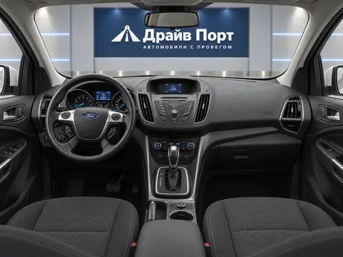 Ford Kuga 2014, панель приборов