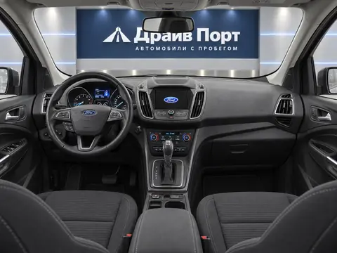 Ford Kuga 2018, панель приборов