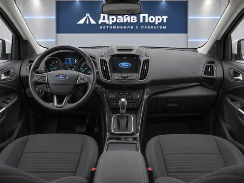 Ford Kuga 2017, панель приборов