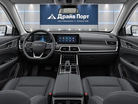 Jetour X70 Plus 2026, панель приборов