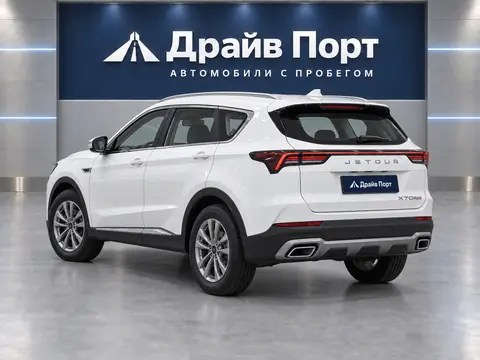Jetour X70 Plus 2026, вид сзади
