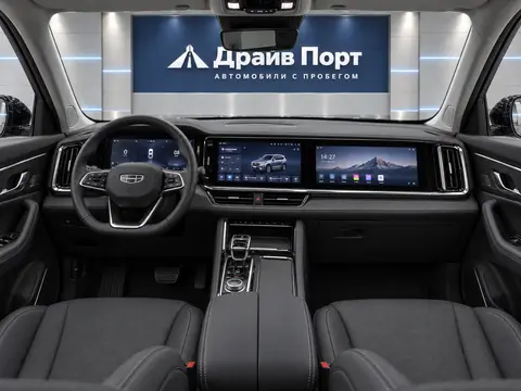 Geely Monjaro 2026, панель приборов