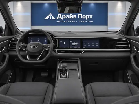 Geely Monjaro 2024, панель приборов