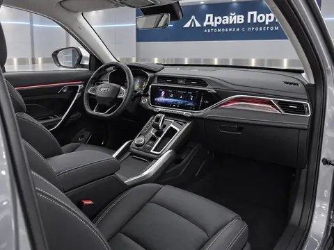 Geely Atlas Pro 2022, салон