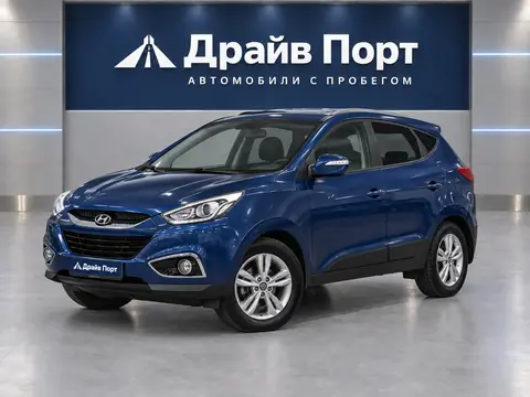 Hyundai ix35 2015, вид спереди