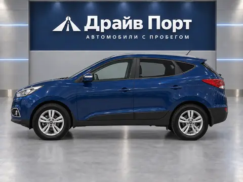 Hyundai ix35 2015, вид сбоку