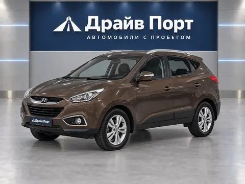 Hyundai ix35 2015, вид спереди
