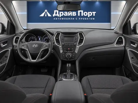 Hyundai Santa Fe 2015, панель приборов